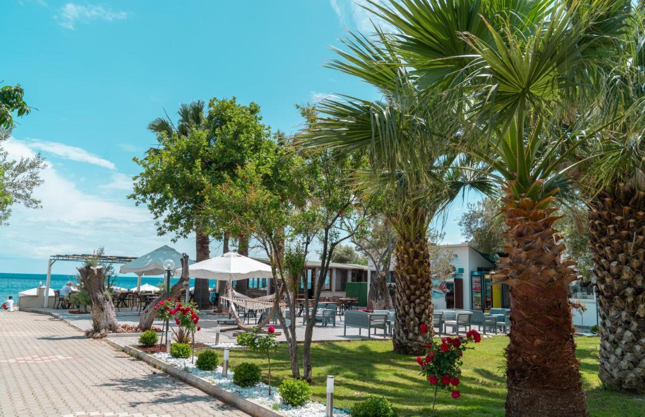 Kayalar Blue Beach Hotel Sazli ภายนอก รูปภาพ